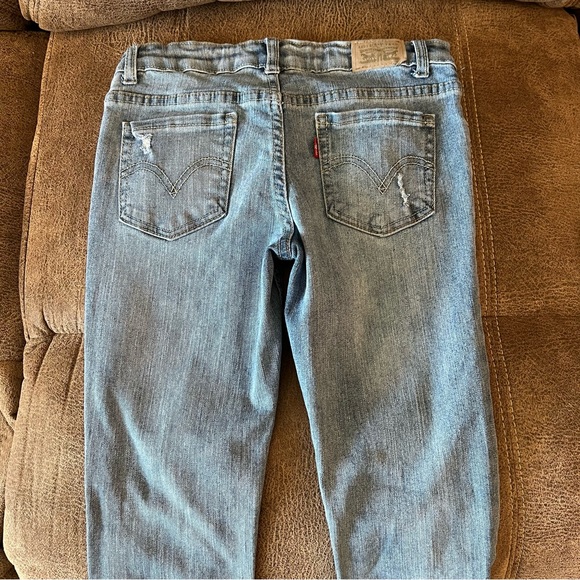 Levi’s 711 Skinny Jeans - Picture 6 of 7